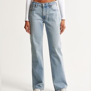 The 90s Low Rise Baggy Jeans